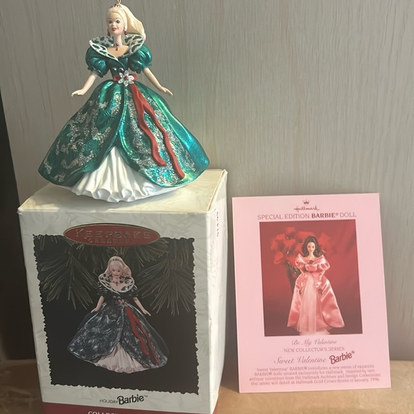Hallmark keepsake holiday Barbie ornament collector series 1995 - Picture 1 of 5